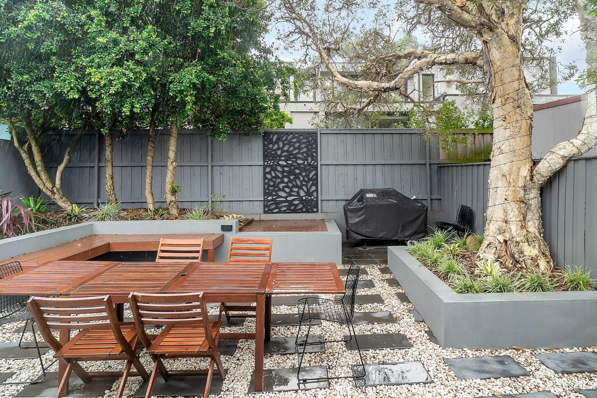 Balmain Beauty With Spacious Garden Sydney